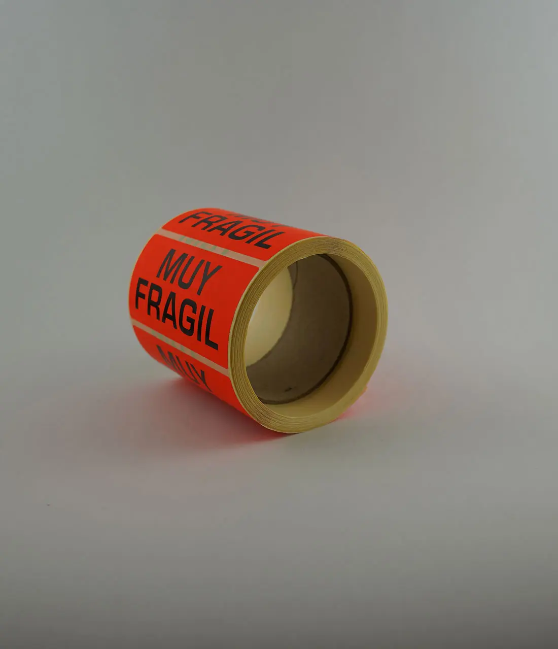 etiquetas adhesivas muy fragil