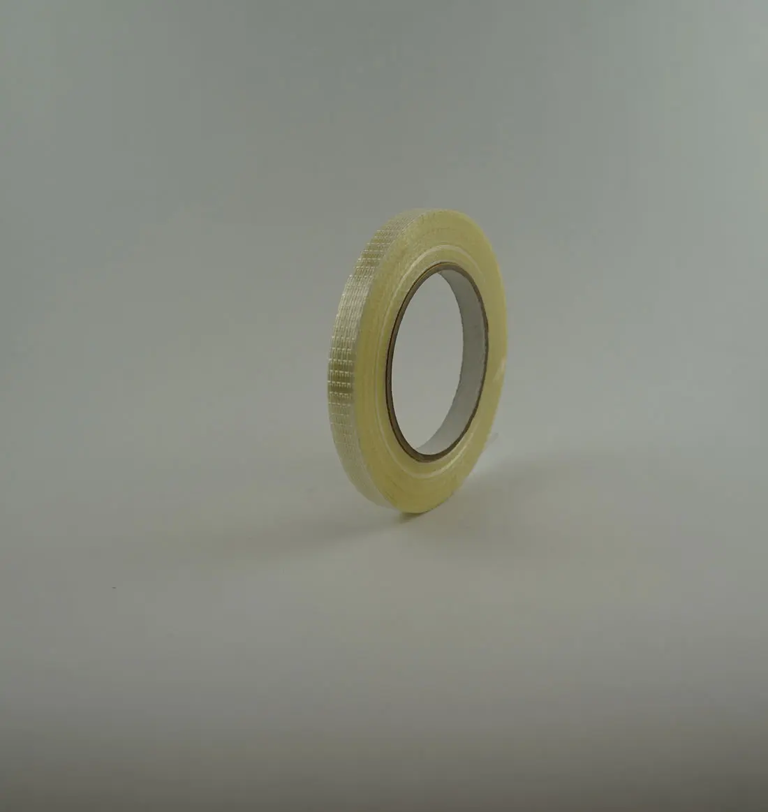 cinta adhesiva con refuerzos en cuadricula de vidrio