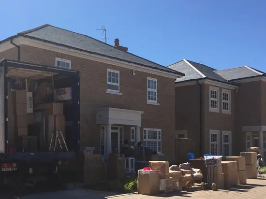 mudanzas transiv en reino unido